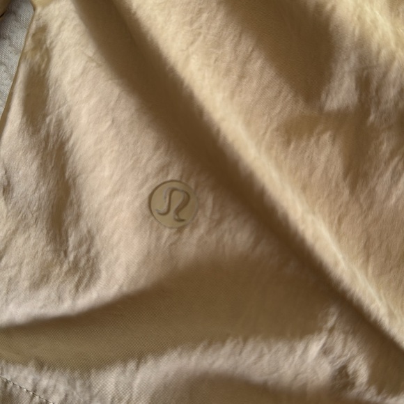 Lululemon effortless jacket Filbert Tan size 4 - Picture 5 of 5